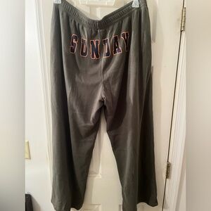 No Boundaries Charcoal Gray Sweatpants